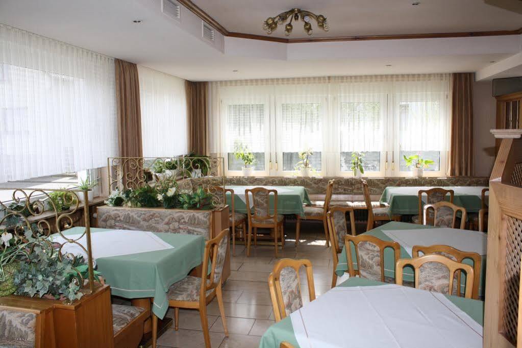 Hotel St. Hubertus Wallmerod Ngoại thất bức ảnh